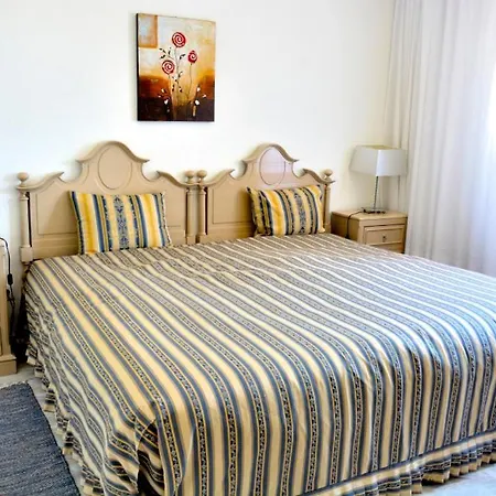 Ch 1 E 2 Two Up To 10 Guests Casa Da Horta, T1 & T2 *