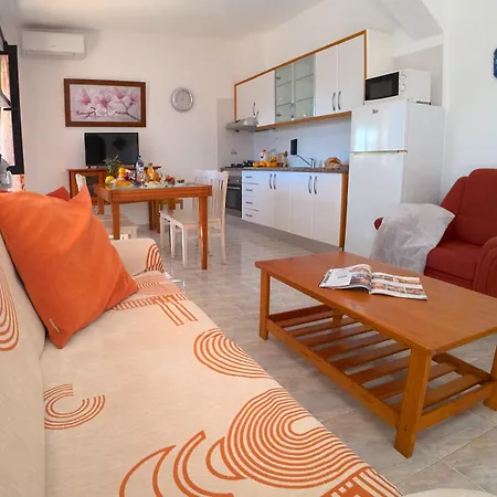 Apartamento Ch 1 E 2 Two Up To 10 Guests Casa Da Horta, T1 & T2