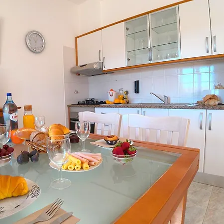 Apartamento Ch 1 E 2 Two Up To 10 Guests Casa Da Horta, T1 & T2 *