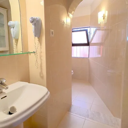 Ch 1 E 2 Two Up To 10 Guests Casa Da Horta, T1 & T2 *