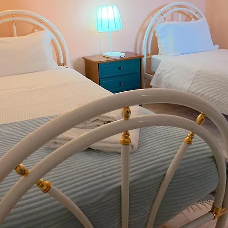 Ch 1 E 2 Two Up To 10 Guests Casa Da Horta, T1 & T2 Albufeira